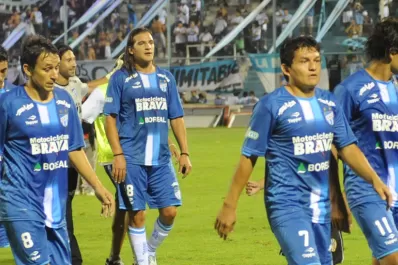 Ferro le empató sobre la hora a Atlético