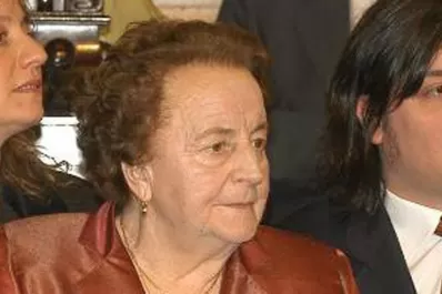 Murió la madre de Néstor Kirchner, María Ostoic
