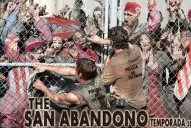 Con afiches, hinchas de Atlético se burlan de San Martín