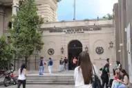 Robó dos veces en la Unsta y en la tercera lo atraparon