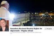 Beatriz Rojkés puso en la portada de su Facebook una foto de Bergoglio