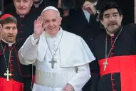 Los afiches deportivos por la elección de Bergoglio