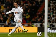 Dos goles de Higuaín para la goleada del Real Madrid