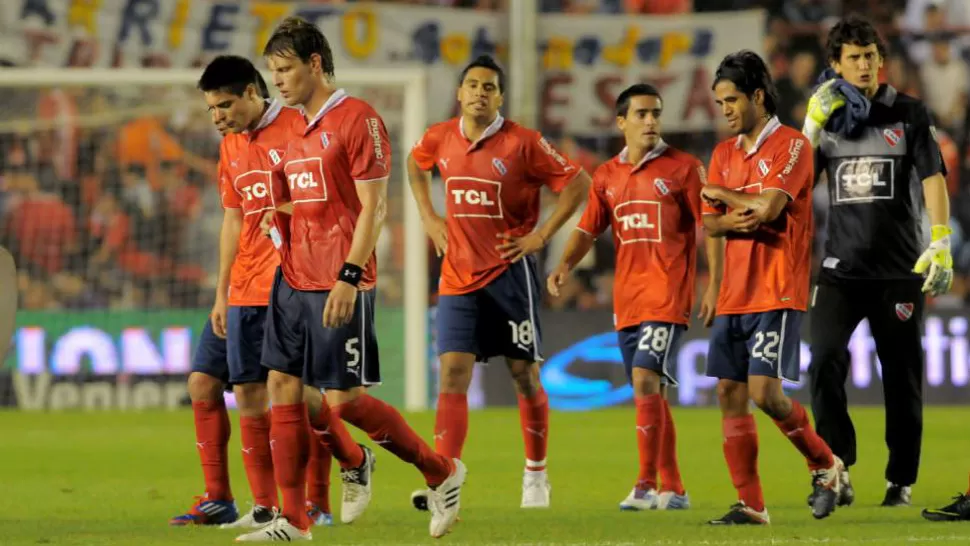 A LEVANTAR CABEZA. El equipo de Avellaneda necesita una alegrìa. DYN.