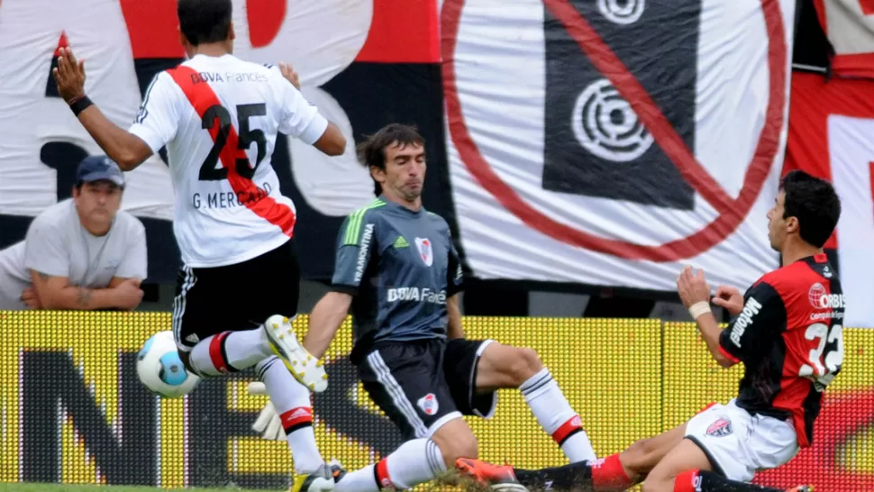 TRIUNFO LEPROSO. Newell's se quedó con un importante triunfo sobre River, que se alejó de la punta. DYN