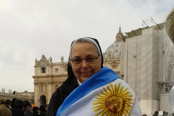 Una monja franciscana celebró el nombre elegido por el Papa