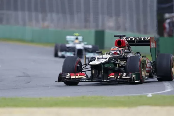 El éxito de Lotus pone en guardia    a los poderosos