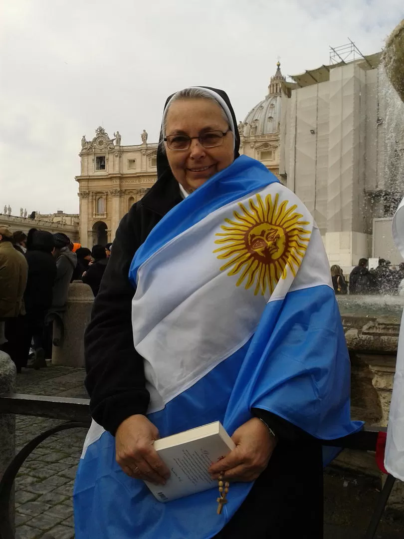 FRANCISCANA Y ARGENTINA. Los flashes se enamoraron de la hermana Susnik. 