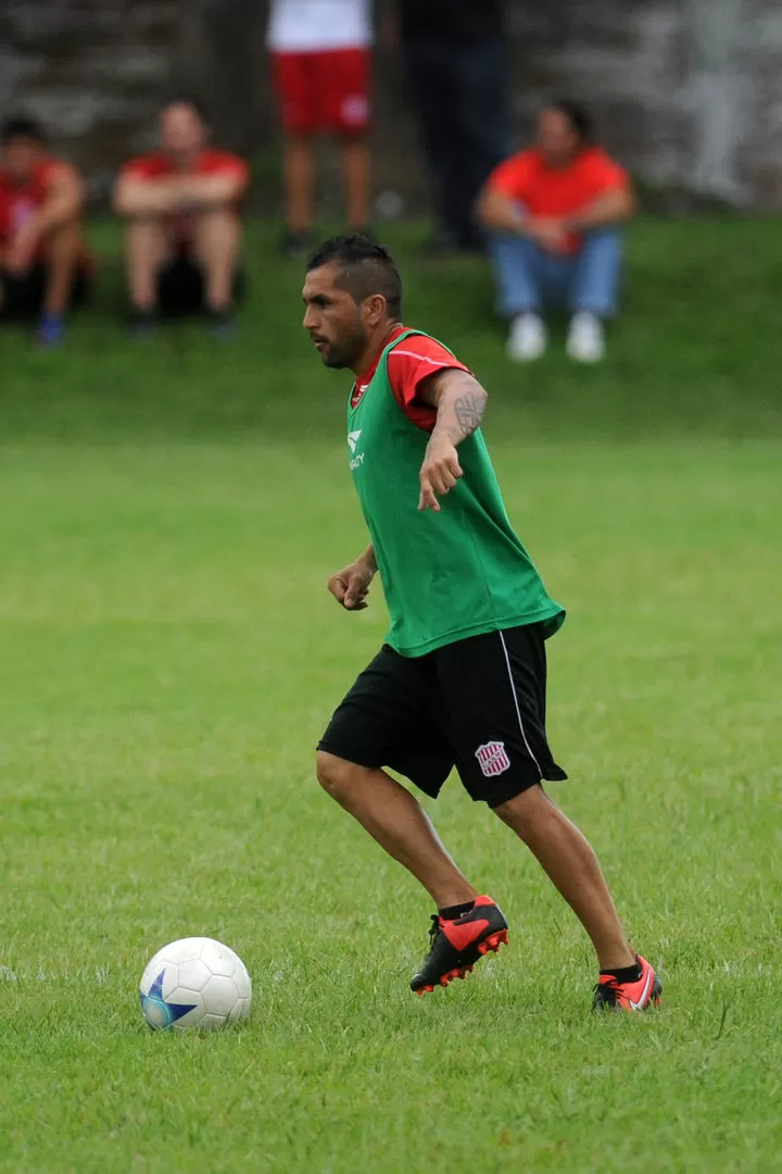 QUIERE FESTEJAR EN CÓRDOBA. Ibáñez sabe que gran parte de las chances de ascenso las jugarán el domingo con la T. 