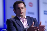 De Mendiguren avala que el salteño Urtubey lo suceda