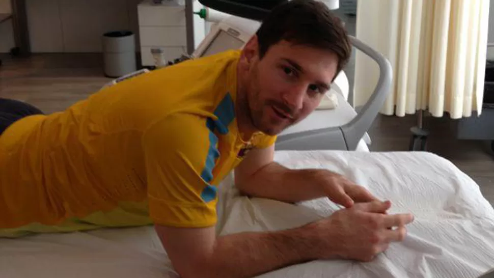 MEJORIA. Los médicos que lo atendieron esperan que vuelva pronto a las canchas. FOTO TOMADA DE FACEBOOK.COM/LEOMESSI