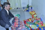 Fueron a plantear sus críticas al Gobierno y los pusieron a descargar mercadería