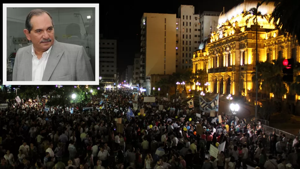 POR TELEVISION. Alperovich dijo que siguió las imágenes desde su casa. LA GACETA 