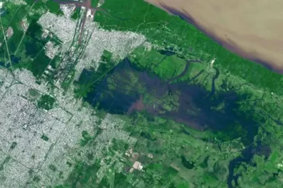 Una imagen de la Nasa muestra la inundación en La Plata