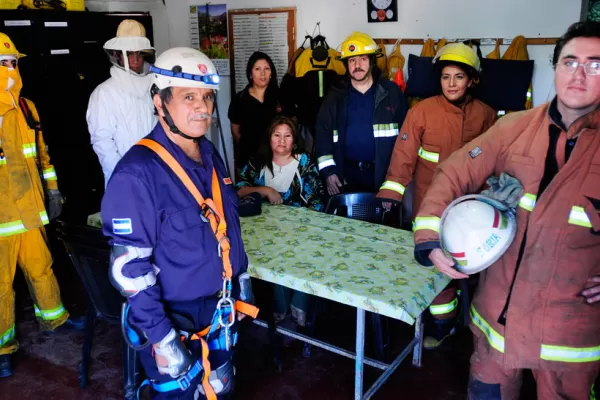 Los une la familia y la pasión por servir a otros