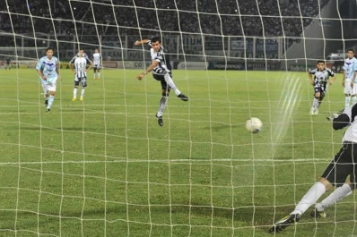 Talleres acaricia el ascenso