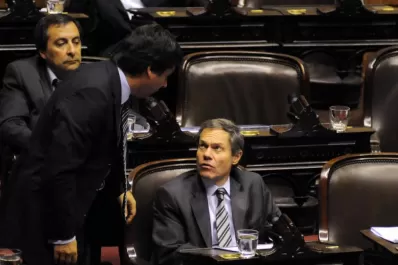El kirchnerismo firmó dos dictámenes de reforma y anunció cambios en un proyecto