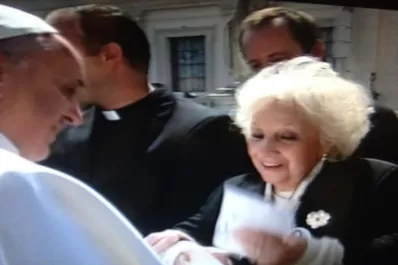 El Papa le dijo a Carlotto que cuenten con él