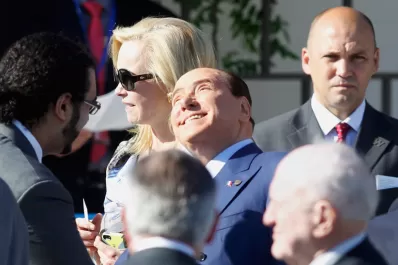 Berlusconi deberá pagar €100.000 diarios a su ex