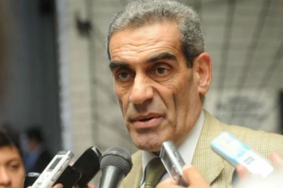 Estofán y los legisladores se reunieron para hablar del plan piloto