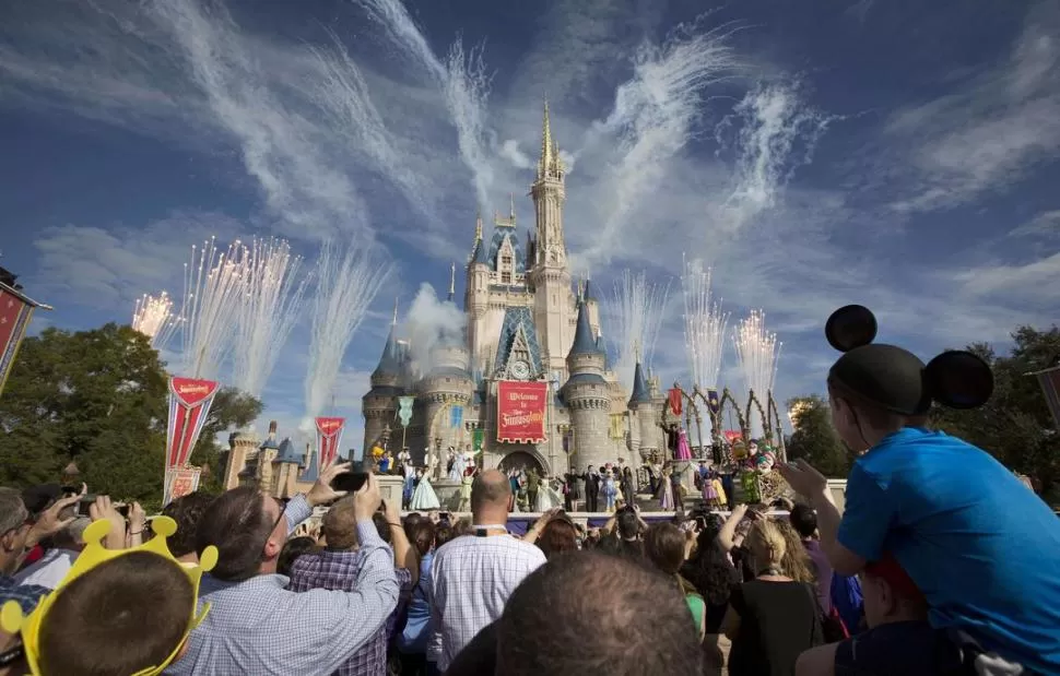 EN LA TIERRA DE MICKEY. La experiencia de viajar a Orlando a los 15 años es algo inolvidable, es como sentirse dentro de una película de Disney. REUTERS