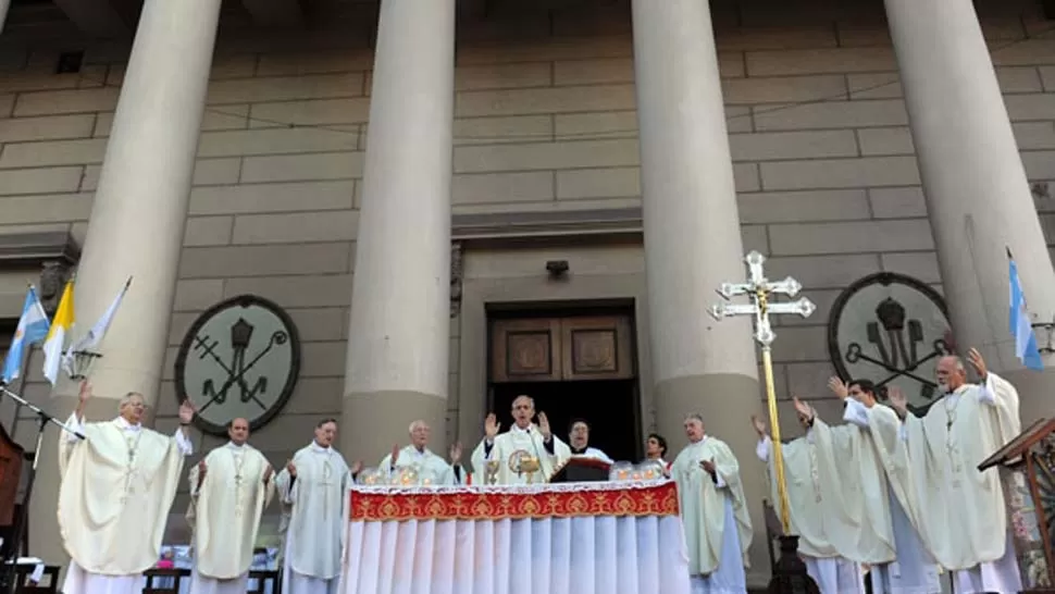 POSTURA CRITICA. La Iglesia pidió que haya más diálogo y que se logren más consensos. TELAM