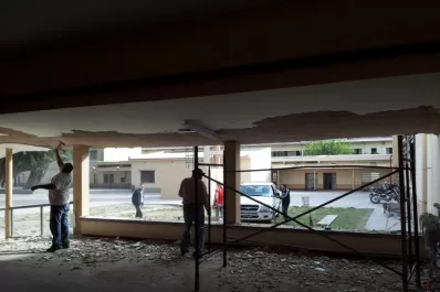 Escuela en riesgo: además de los arreglos, demandan seguridad