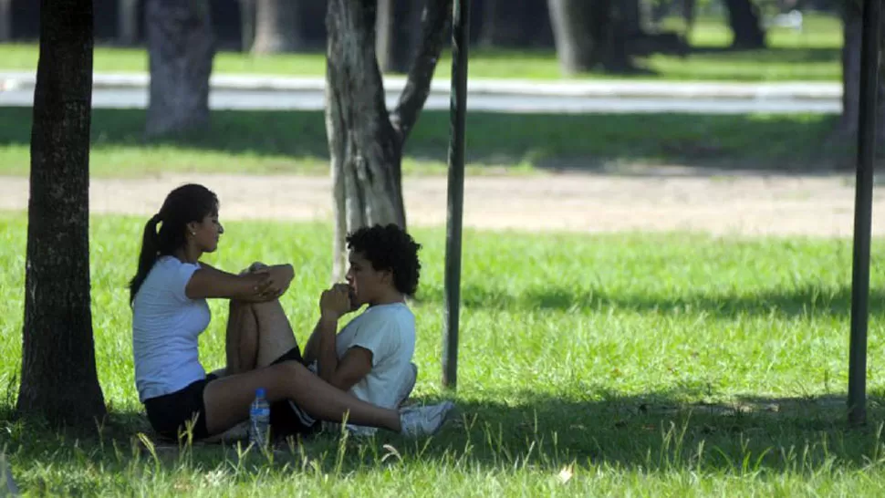NO TE QUEDES ENCERRADO. La tarde invita a rodearse de verde y disfrutar. ARCHIVO LA GACETA