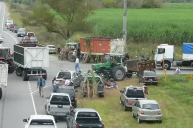 Cañeros cortaron el paso por la nueva traza de la ruta nacional 38