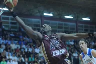 Lanús dejó afuera al tricampeón