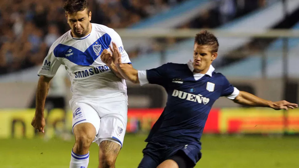 REPARTIERON PUNTOS. Ni Vélez ni Racing lograron imponer su juego. TELAM