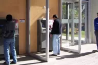 El BCRA intima a los que sacaron U$S 5.000 o más