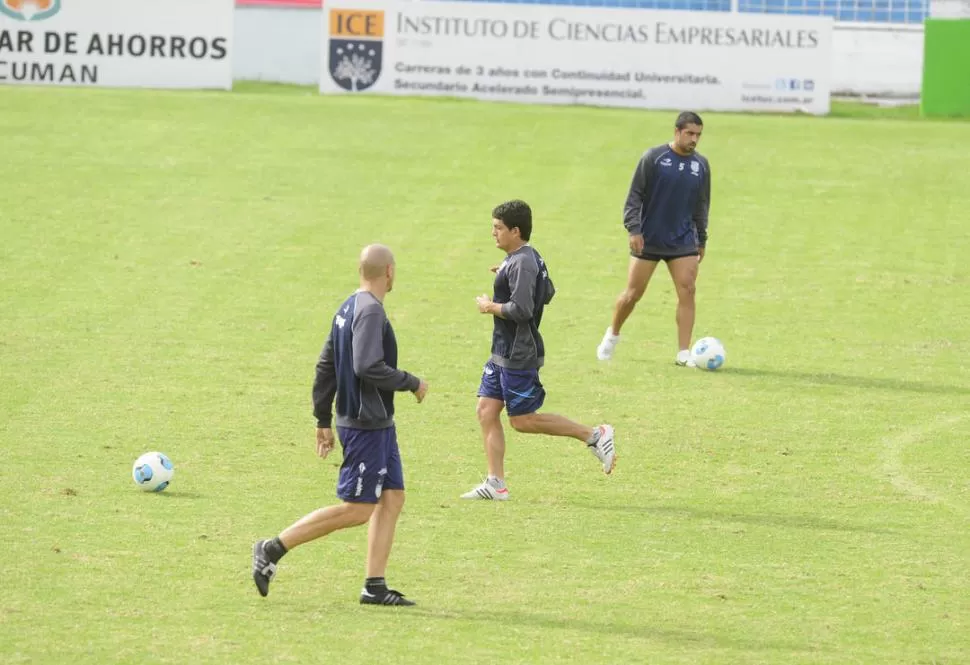 SIEMPRE DESDE EL ARRANQUE. Cuando estuvo sano, Pulguita jugó como titular: lo hizo 29 veces en la temporada. 