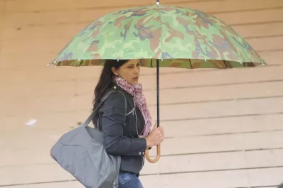 Tucumán amaneció con lluvia, frío y viento