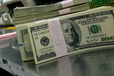 El dólar blue sigue bajando: cotiza a menos de $ 9
