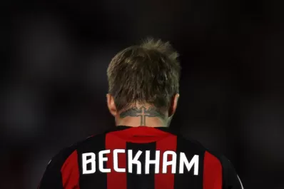 Beckham se retira del fútbol