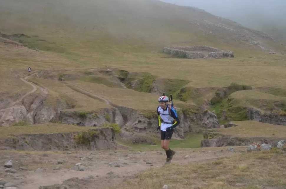 ENTRE SENDEROS Y BELLOS PAISAJES. La tradicional y muy exigente competencia que se desarrolla todos los años, organizada por Ecoatletas, contó con la participación de más de 180 aventureros. 