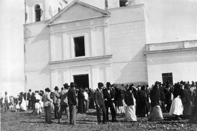 En el convento de Lules