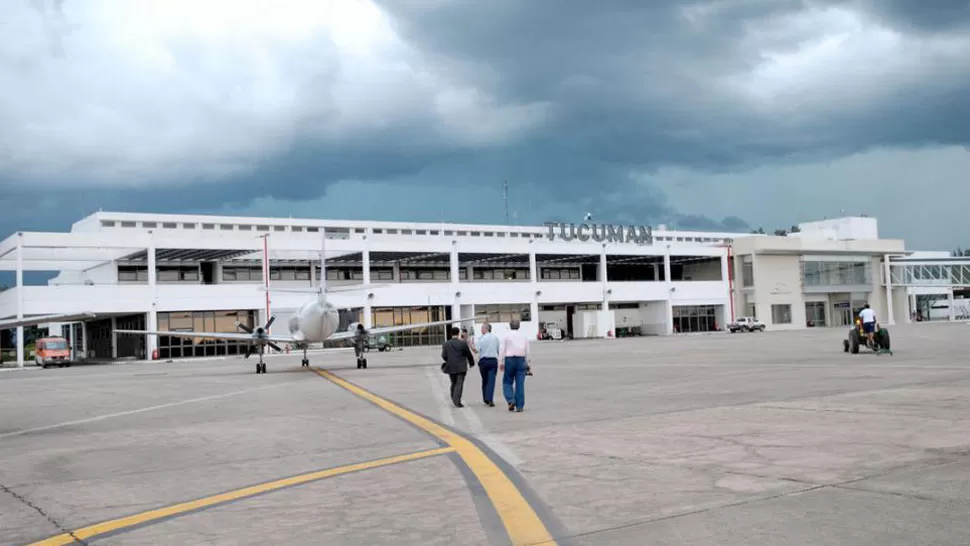 SE REACTIVAN. Los aviones comenzaron a salir a las 8 de Buenos Aires. LA GACETA (ARCHIVO)