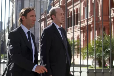 Lorenzino: Me río mucho cada vez que veo la cotización del dólar paralelo