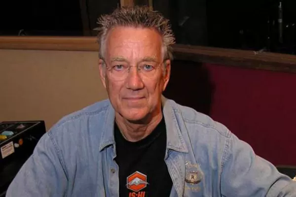 Murió Ray Manzarek, tecladista y fundador de The Doors