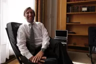 Me río de la cotización del dólar paralelo