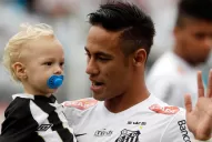 En Brasil aseguran que Neymar firmó con Barcelona