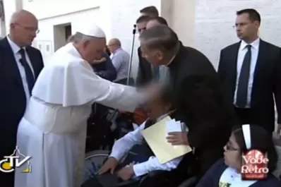 El Vaticano niega el supuesto exorcismo del Papa Francisco