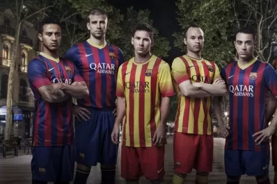 Messi posó con la nueva camiseta de Barcelona