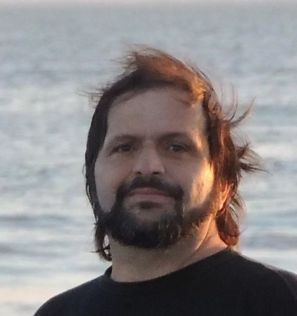  Arturo Gómez López 