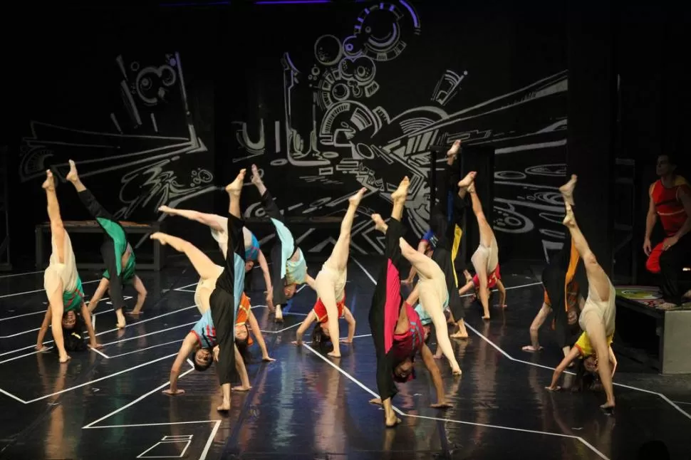 DANZA CONTEMPORÁNEA.
Romeo y Julieta en el Teatro San Martín  