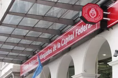 Presentan los primeros amparos contra la reforma del Consejo de la Magistratura