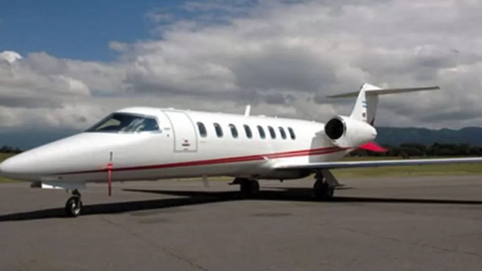 SILENCIO. En promedio, cada vuelo en el avión sanitario cuesta U$S 10.000. FOTO TOMADA DE ELTRIBUNO.INFO 