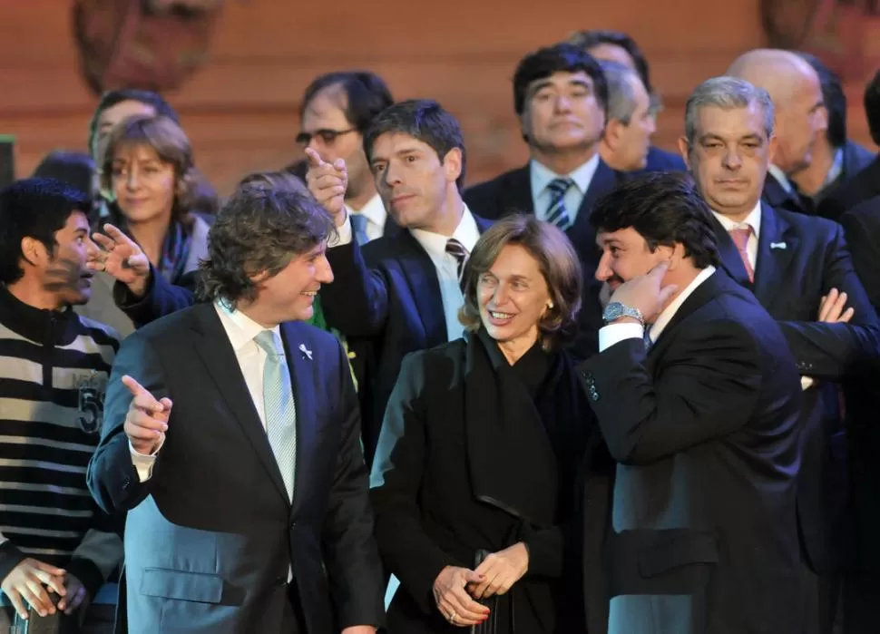 EN PLAZA DE MAYO. Rojkés estuvo el sábado con Boudou en los actos K. TELAM